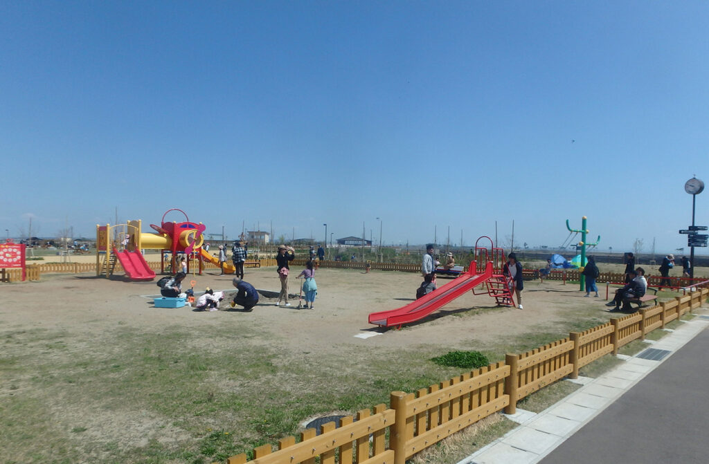 海岸公園冒険広場 サムネイル